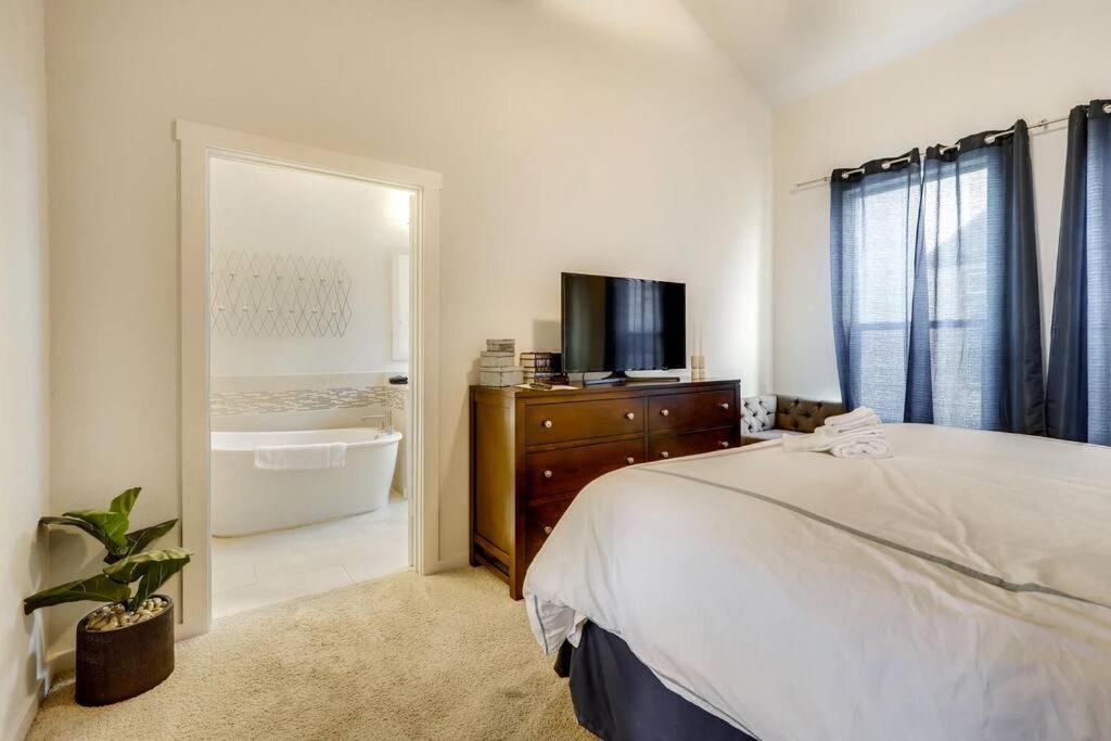 Gorgeous 4 Bed Home On St Mary'S - Minutes To Riverwalk/Pearl San Antonio Exterior foto